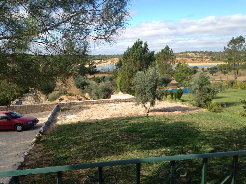 Monte Da Barragem Hotel Монтаржил Стая снимка