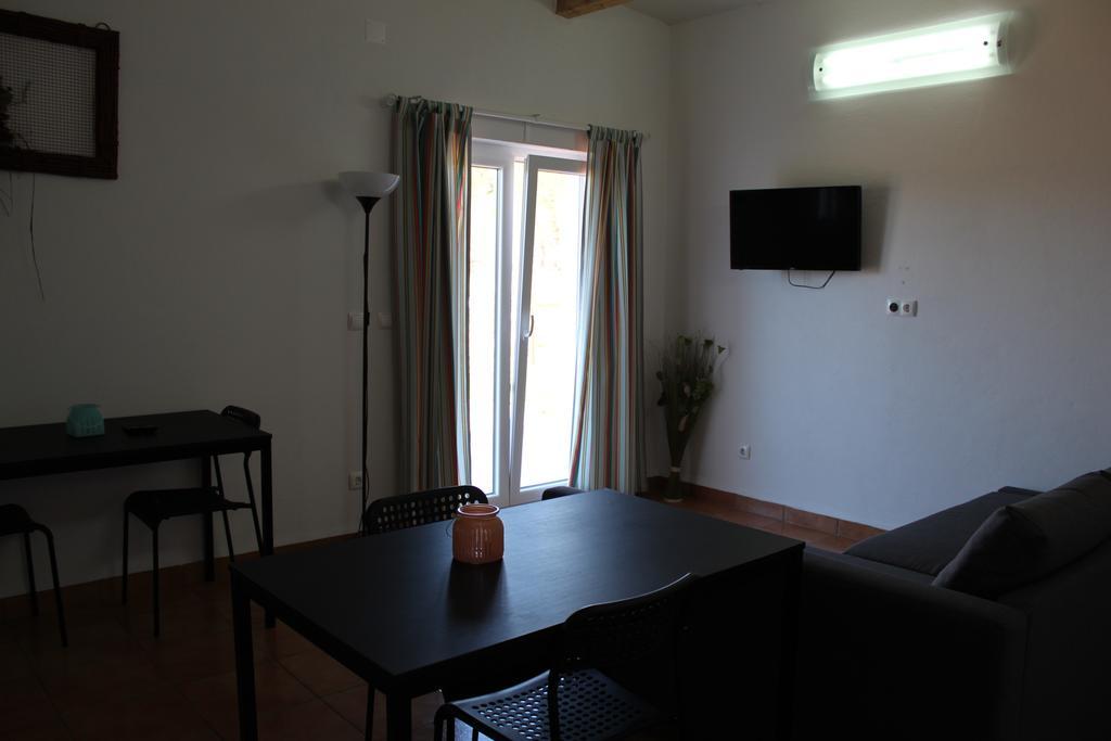 Monte Da Barragem Hotel Монтаржил Екстериор снимка