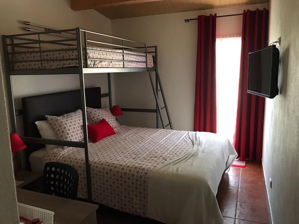 Monte Da Barragem Hotel Монтаржил Екстериор снимка